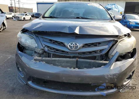 2011 Toyota Corolla Base z USA, uszkodzony, nr VIN 2T1BU4EE2BC705352